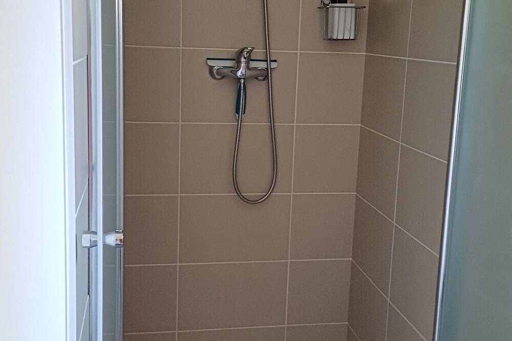 Between Bordeaux And Arcachon. charming gite Le Petit Prince Pessac.3 *** in Pessac, Bordeaux und Umgebung