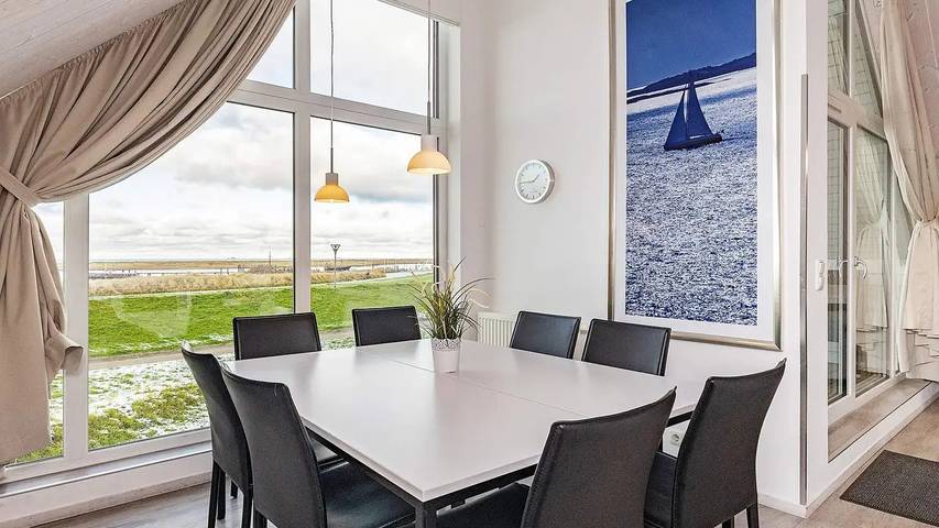 Ferienhaus mit Meerblick für 9 Personen, mit Whirlpool und Sauna sowie Balkon an der Kieler Bucht - 3