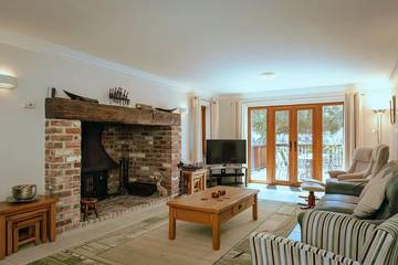 Holiday Home for 12 People in Eastbourne, East Sussex, Photo 4