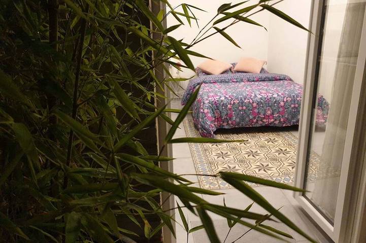 Location de vacances pour 2 personnes, avec Jacuzzi et Jardin à Sevran