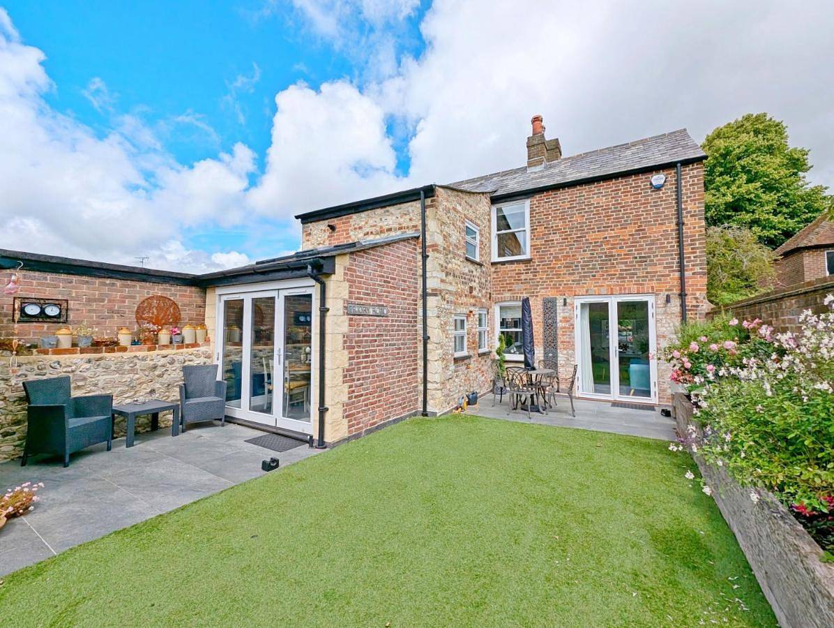Holiday Home in Chichester, West Sussex