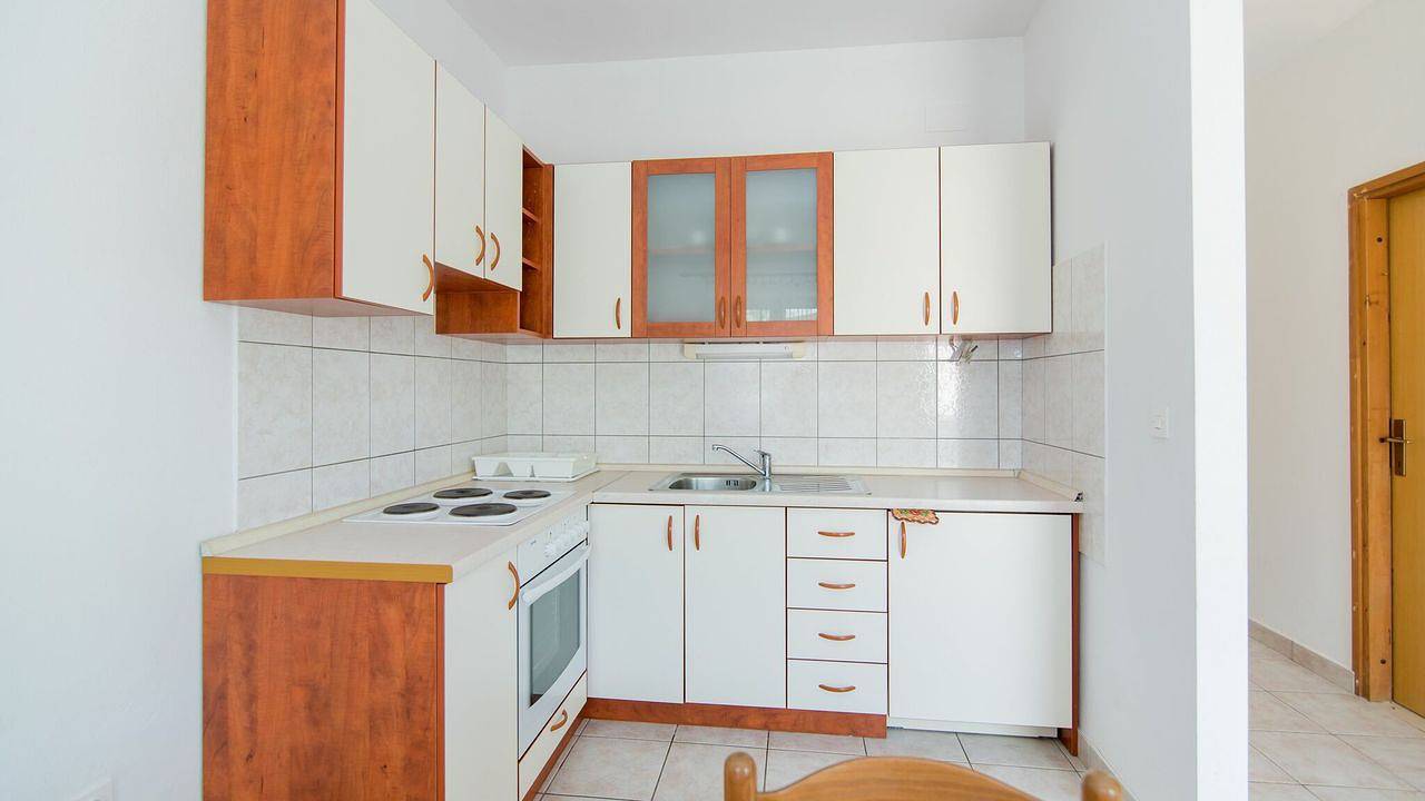 Ganze Ferienwohnung, Ferienwohnung für 4 Personen (40 m²) in Selca in Selca, Povlija, Selca und Sumartin