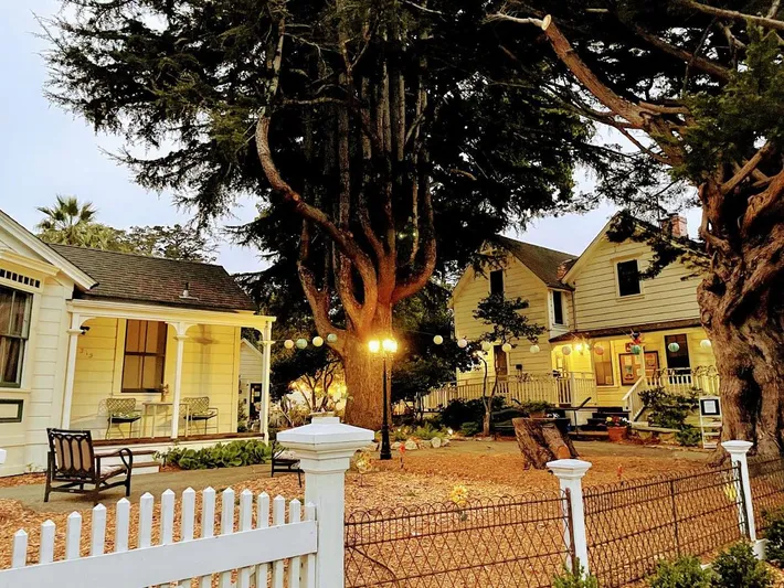 Hostal para 14 personas, con jardín - 1