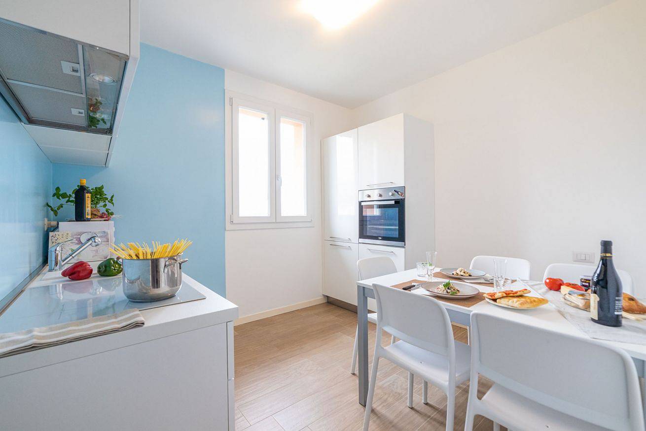 Entire apartment, Lancillotto - a few steps from the beach in Borghetto Santo Spirito, Riviera di Ponente