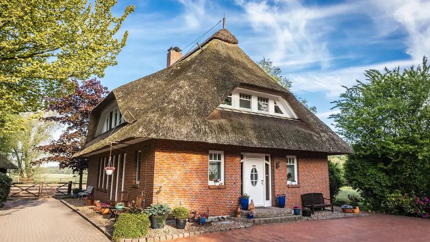 Ferienhaus für 4 Personen, mit Whirlpool und Garten sowie Balkon - 1