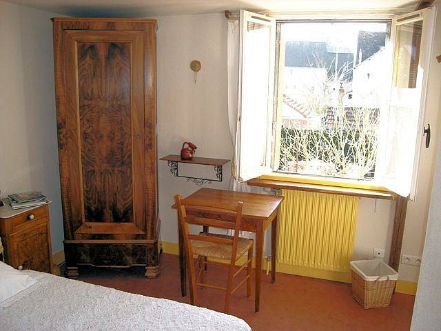 Guesthouse Les Conviv'hôtes - Chambre Campagne in Chartres, Région de Chartres