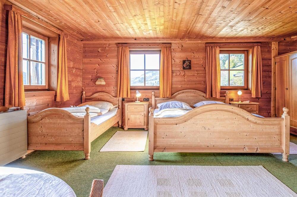 Ganze Wohnung, Bauernhof-Apartment in idyllischer Lage in Brixen im Thale, Kaisergebirge