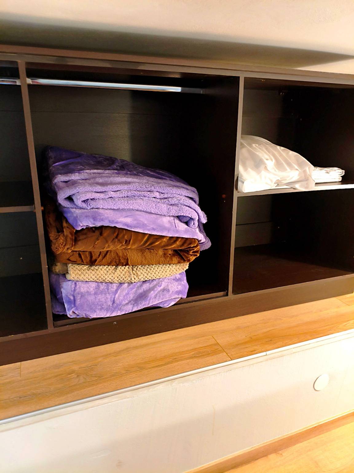 Centraal Metro Luxe Appartement in Thessaloniki, naast Analipsi Metro, foto 13