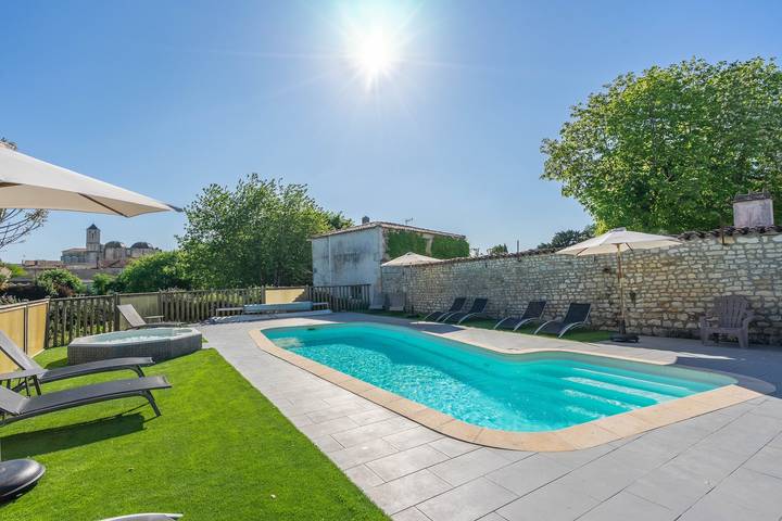 Maison de vacances pour 7 personnes, avec jardin en Charente-Maritime