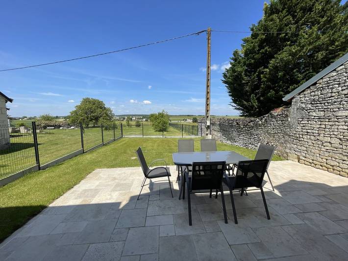 Gîte pour 5 personnes, avec jardin et terrasse à Ligré - 3