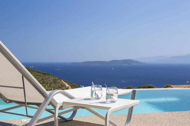 Villa für 6 Personen, mit Terrasse und Pool in Griechenland - 3