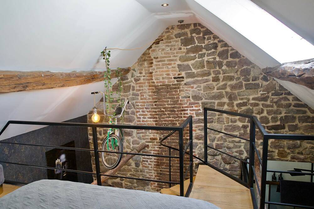 Geheel appartement, Le Brooklyn - New York getaway in Profondeville, Regio Namur