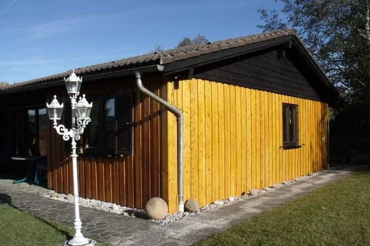 Ferienpark für 4 Personen, mit Garten und Pool sowie Terrasse in Nesselwang