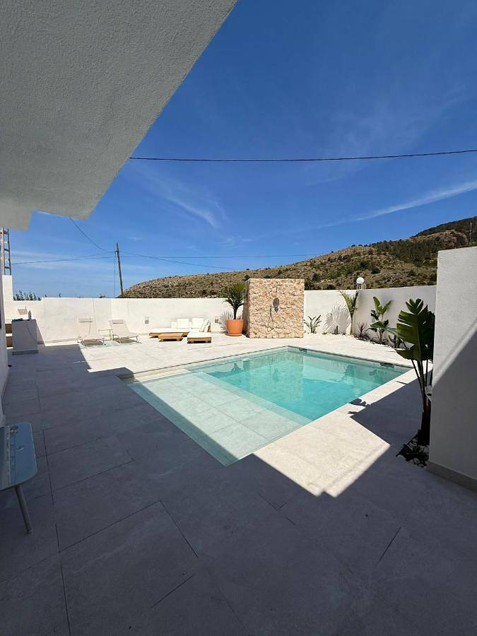 Chalet para 6 personas, con piscina además de jardín y vistas en Cartagena