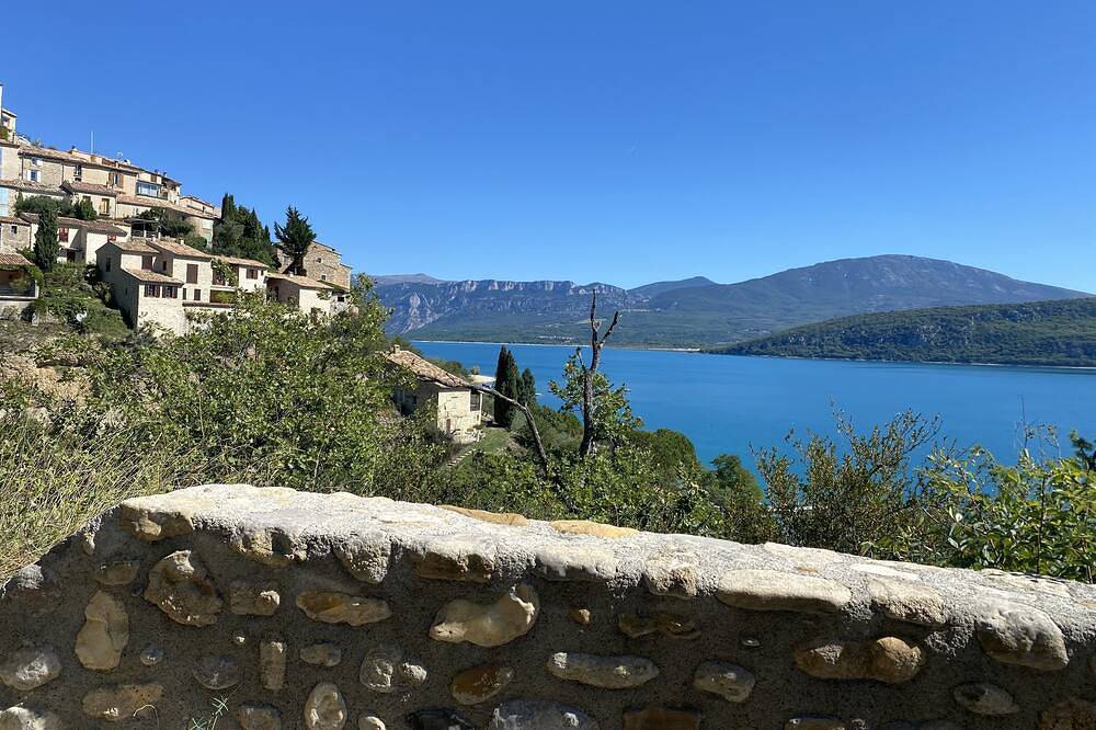 Appartement entier, Le Duplex  4 Pers - 10 min des plages in Sainte-Croix-du-Verdon, Gorges du Verdon