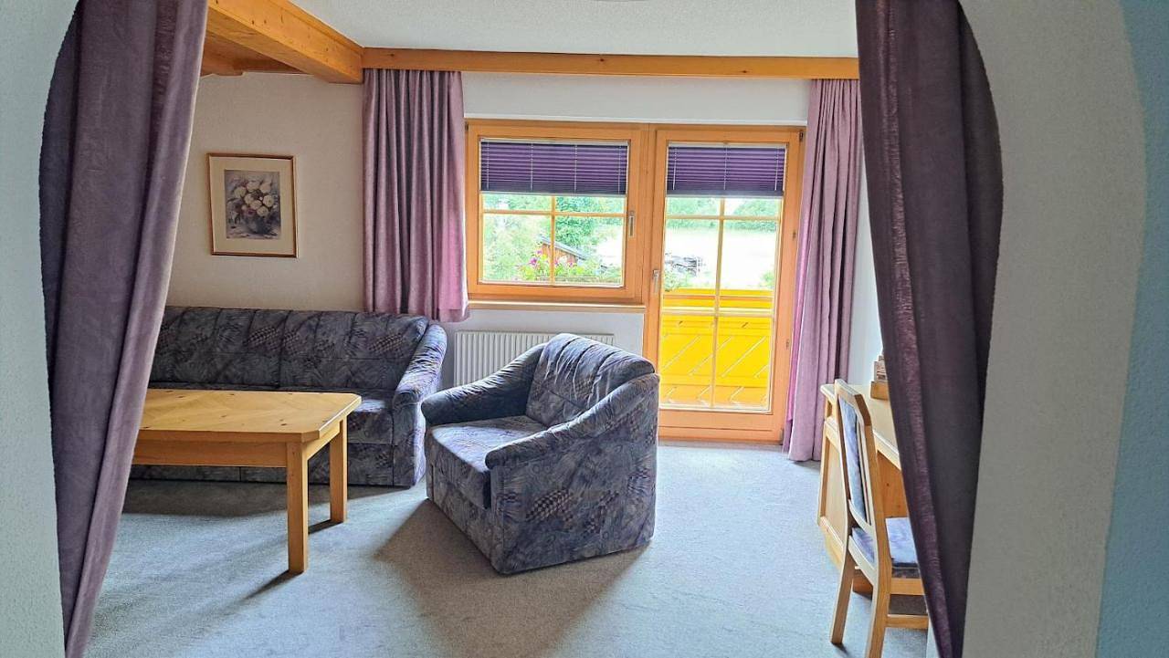 Ganze Wohnung, Two-Bedroom Apartment in Lechtaler Alpen, Bach