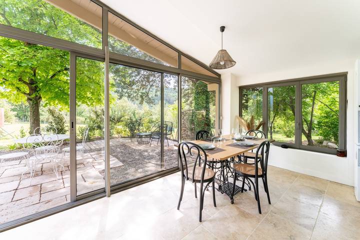 Maison avec piscine aux pieds des vignes dans le Luberon – Tilleul T3 Maison Marvic in Apt, Parc naturel régional du Luberon