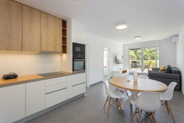 Ferienwohnung für 6 Personen, mit Garten in Premantura