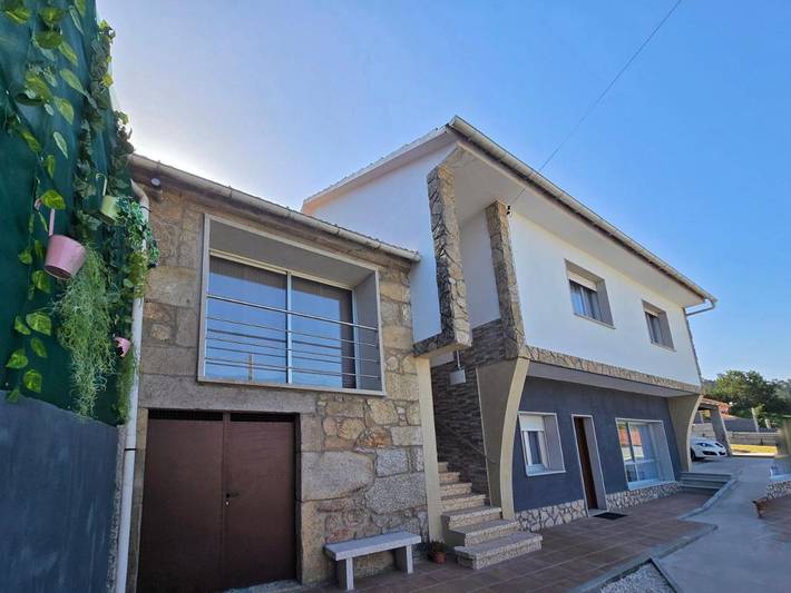 Casa de vacaciones para 11 personas, con vistas y jardín, Se admiten mascotas - 1