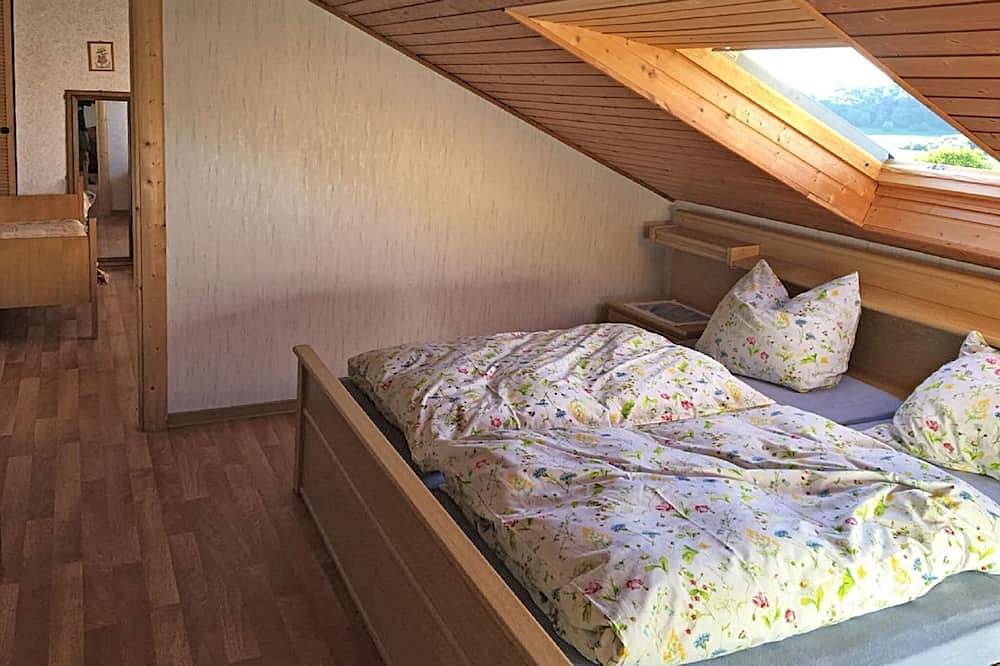 Ganze Wohnung, Wohnung mit Terrasse in Waldbrunn-Ellar in Waldbrunn (Westerwald), Landkreis Limburg-Weilburg