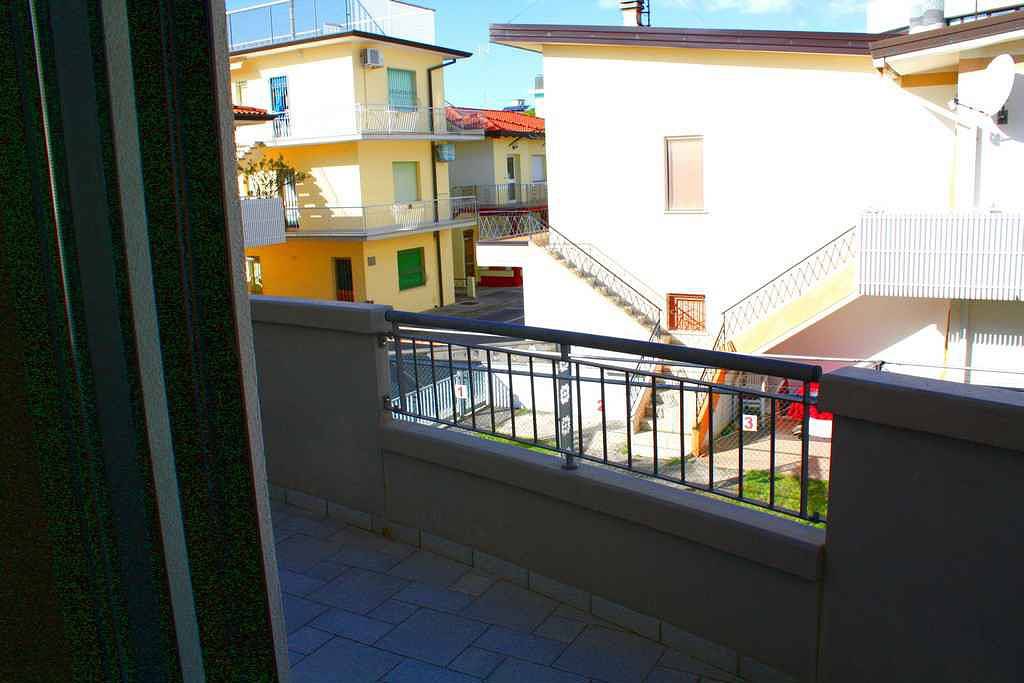 Ganze Ferienwohnung, Ferienwohnung mit Balkon und Klimaanlage  in Lignano Sabbiadoro, Udine Provinz