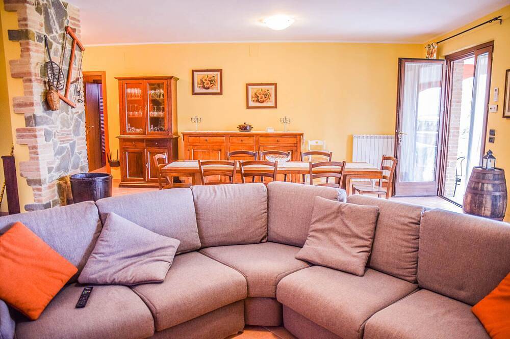 Villa mit privatem Pool fur bis zu 18 Personen in Panicale, Lago Trasimeno