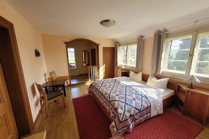 Villa für 12 Personen, mit Terrasse und Sauna sowie Garten, mit Haustier in Sächsische Schweiz - 4