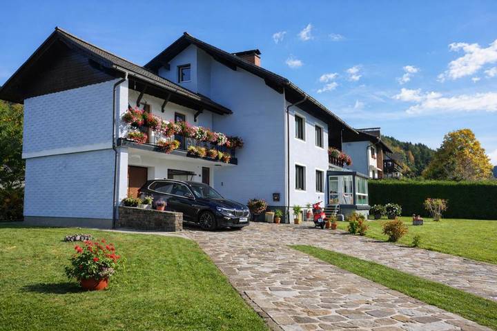 Ferienwohnung für 3 Personen, mit Garten