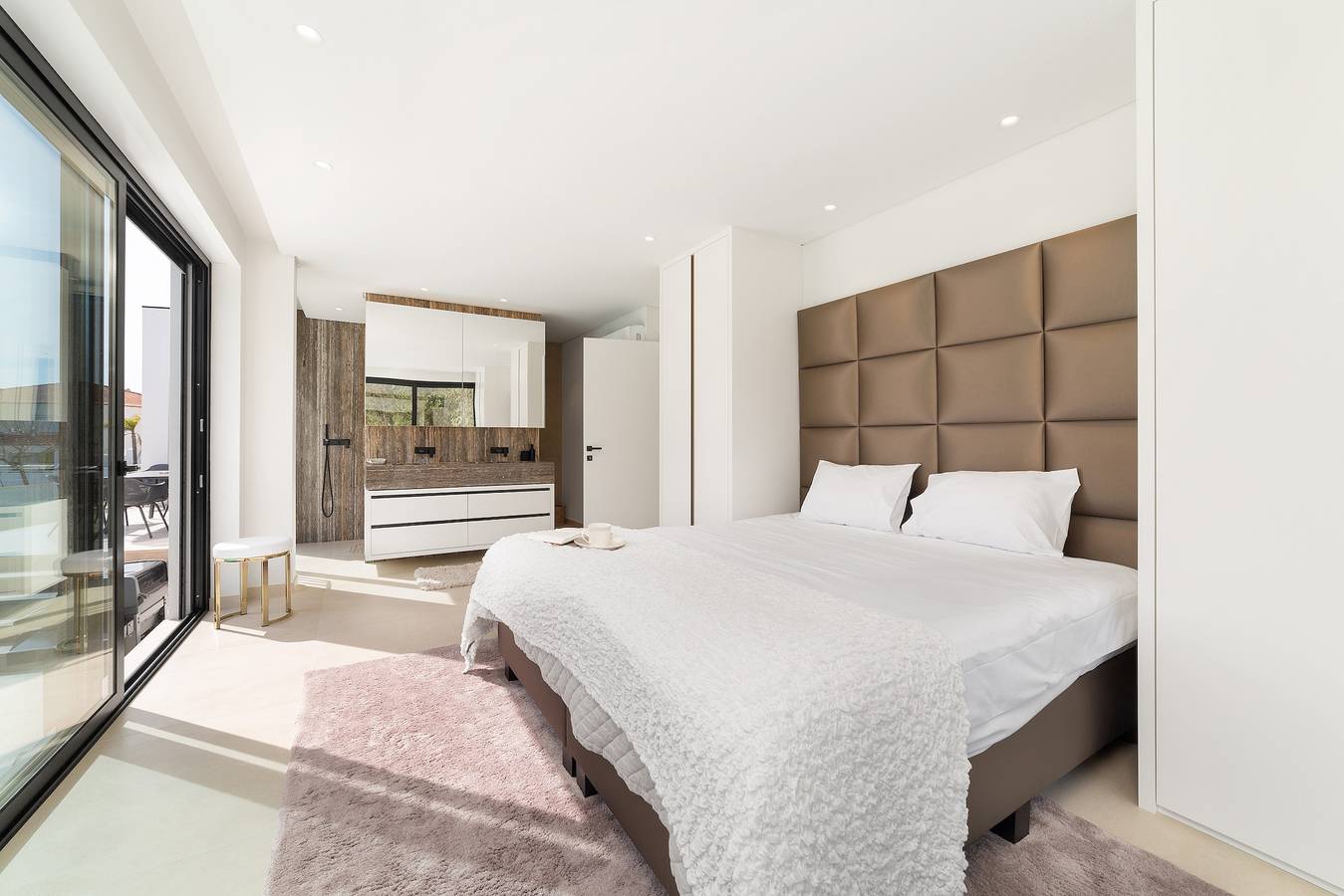 Villa Floresta - By Sch in São Martinho do Porto, Leiria District