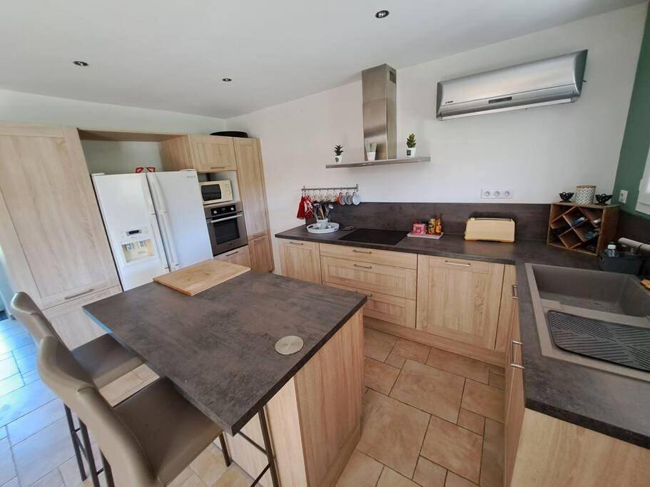 Gite Les Boyettes in Le Teil, Privas (arrondissement)