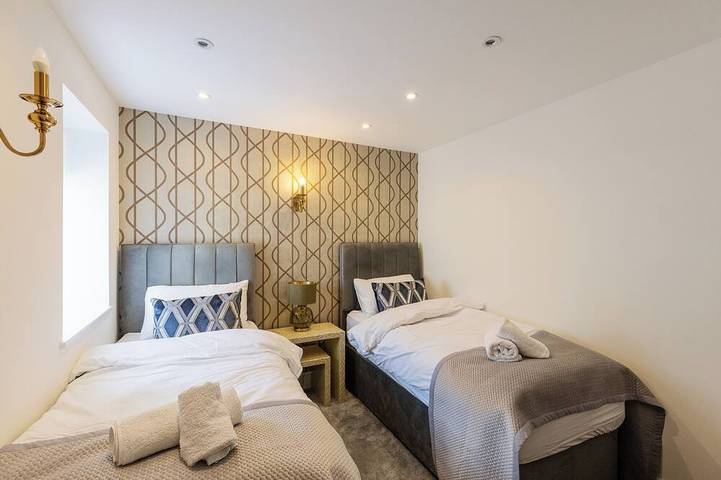 Appartement entier, Apartment in Guildford with Parking in Worplesdon, Guildford
