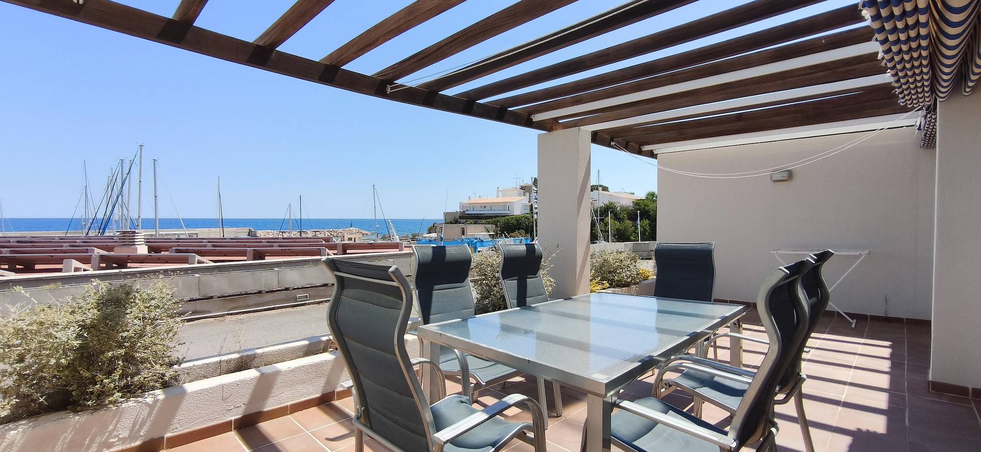 Entire apartment, Residencial Marina Del Port 37-38-39 - Apartment With Spectacular Sea Views in Cala Llobeta (Terres de l'Ebre), Calafat