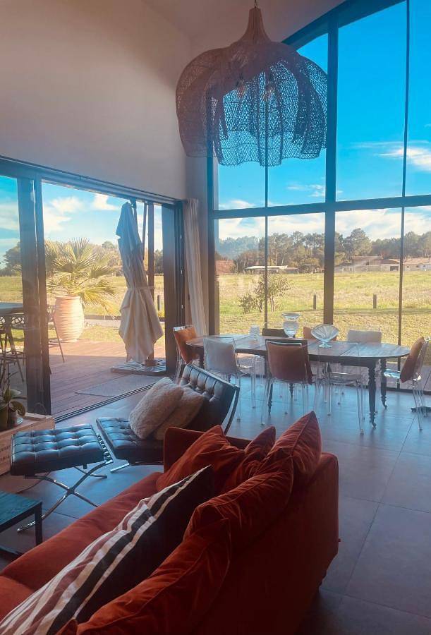 Location de vacances pour 6 personnes, avec jacuzzi et jardin à Martillac