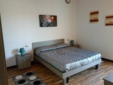 Location de vacances pour 4 personnes, avec vue et jardin à Cabras