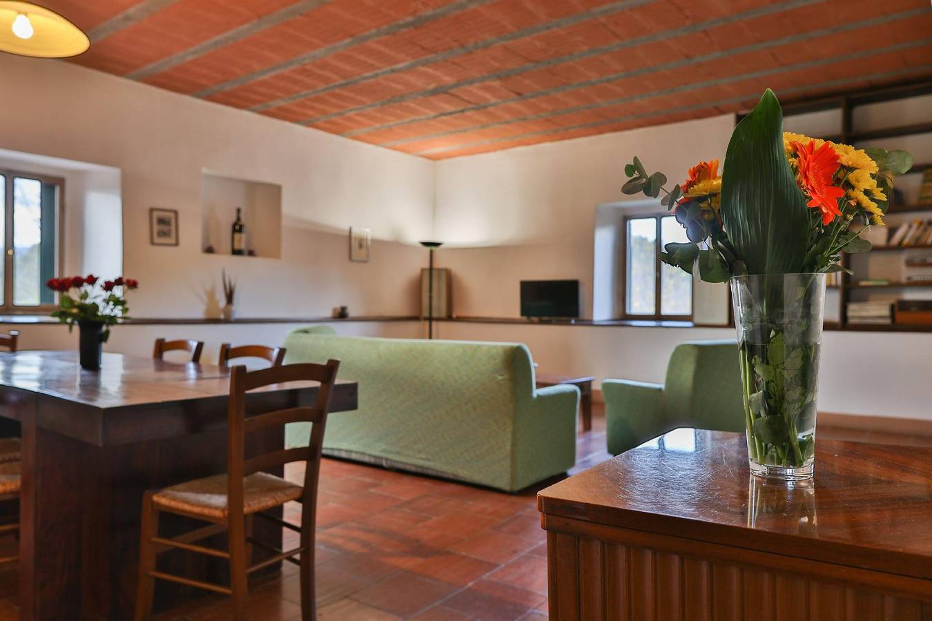 Apartamento vacacional entero, Lovely apartment with 2 bedrooms and 2 bathrooms in Reggello, Valdarno