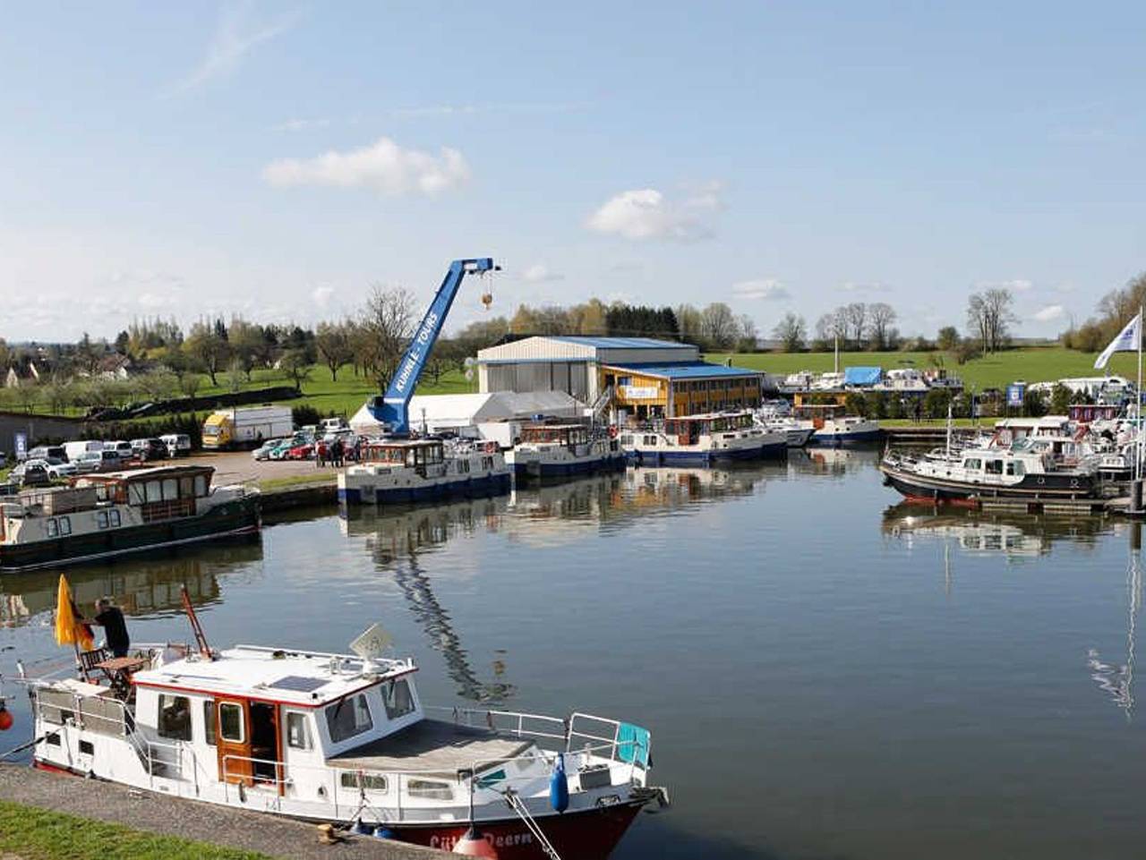 Ganze Ferienwohnung, Budget Apartments at Niderviller Harbor by Kuhnle-Tours - 1 Raum Apartment in Niderviller, Saarburg (Frankreich)