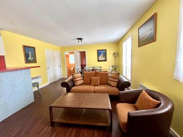 Cottage pour 6 personnes, avec jardin et terrasse à Carcans
