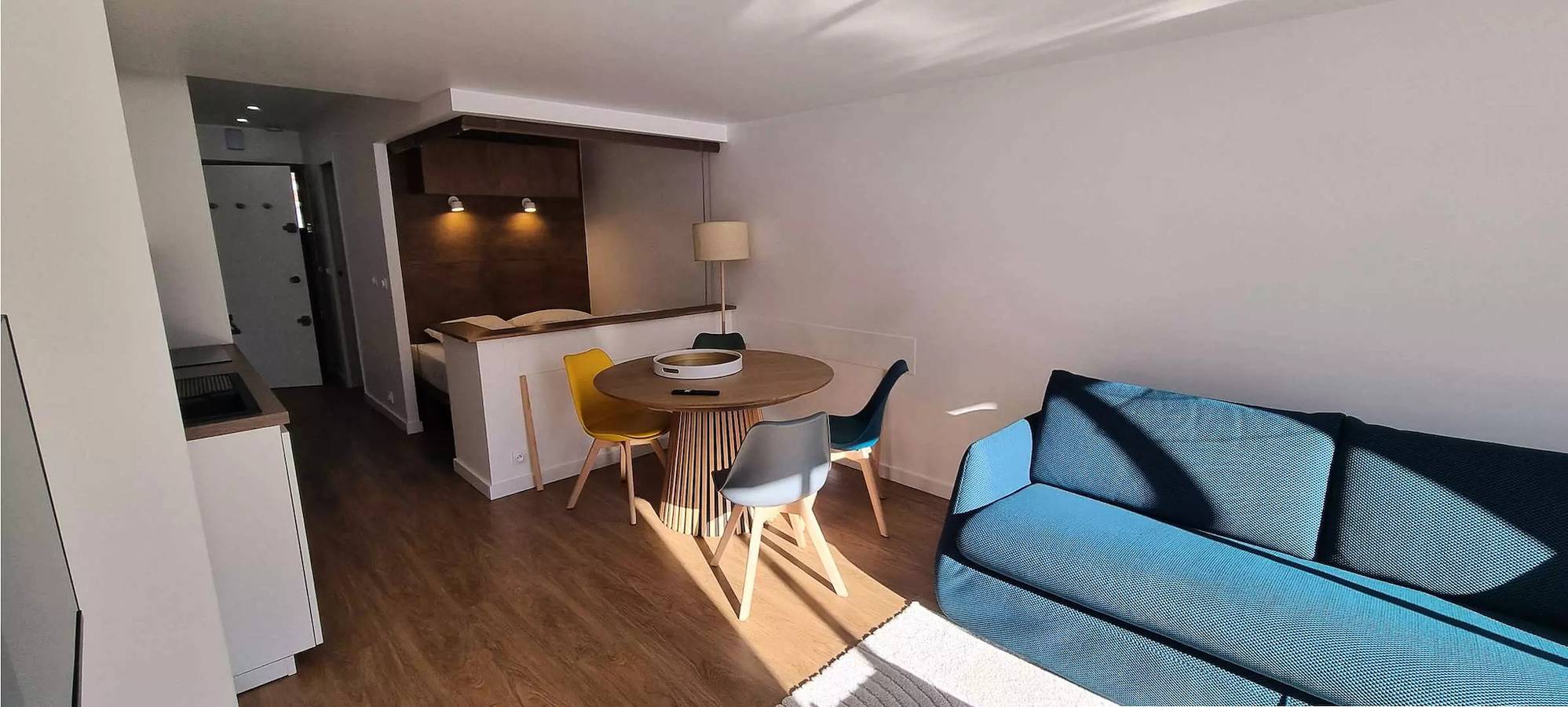 Apartamento entero, Apartamento renovado esquí a los pies y tiendas in Isola 2000, Isola