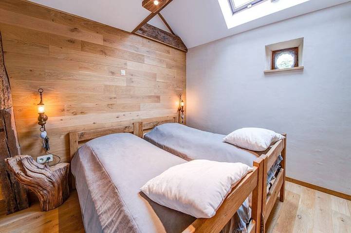 Location de vacances pour 8 personnes, avec jardin et terrasse à Léglise - 4