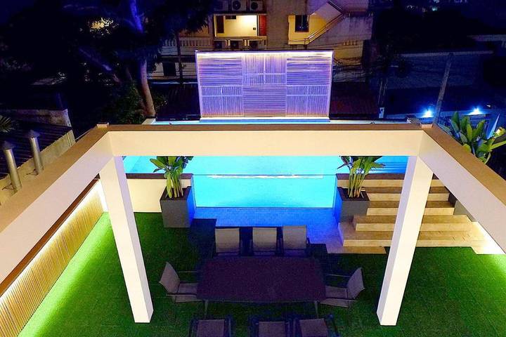 Chalet para 8 personas, con piscina y jardín - 1