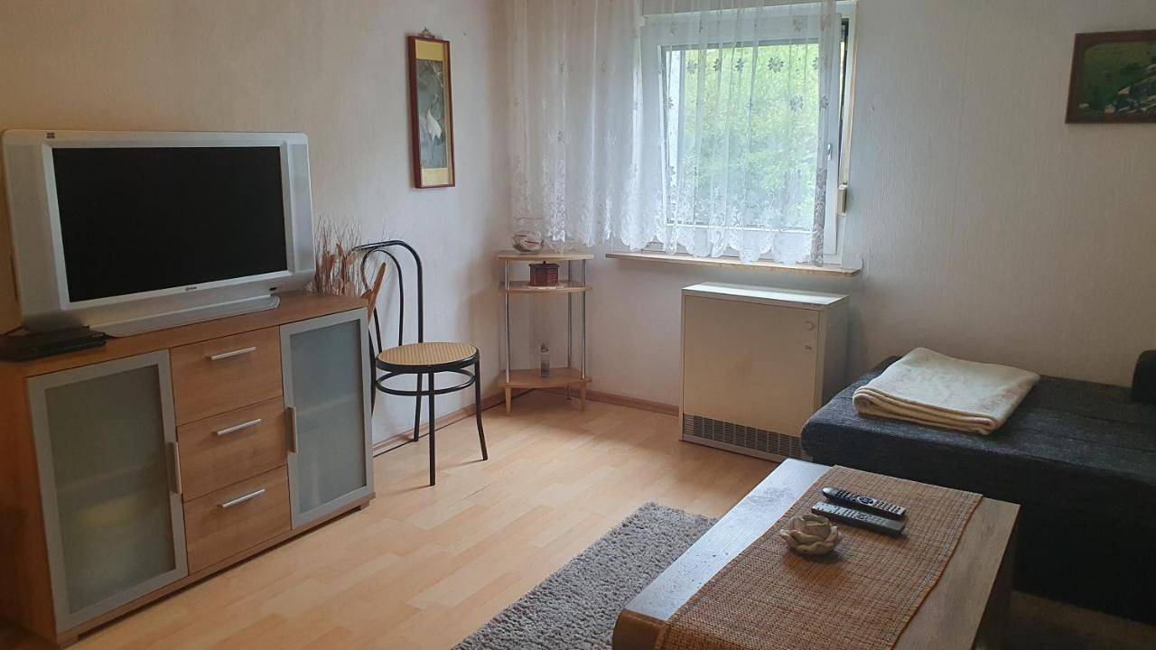 Ganze Wohnung, Two-Bedroom Apartment with Terrace in Lindlar, Oberbergischer Kreis