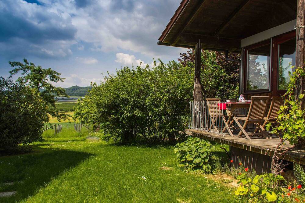 Puro relaxamento! House: Situado em um natural com um interior moderno! in Frickingen, Bodenseekreis