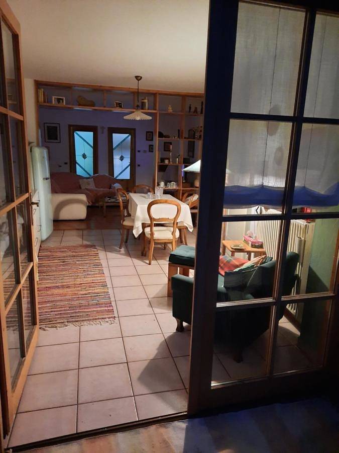 Location de vacances pour 4 personnes, avec vue ainsi que balcon et jardin, adapté aux familles à Malè - 4