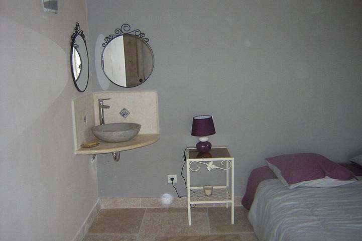 Location de vacances pour 4 personnes, avec jardin et terrasse, animaux acceptés à Saint-Nazaire (Gard) - 3