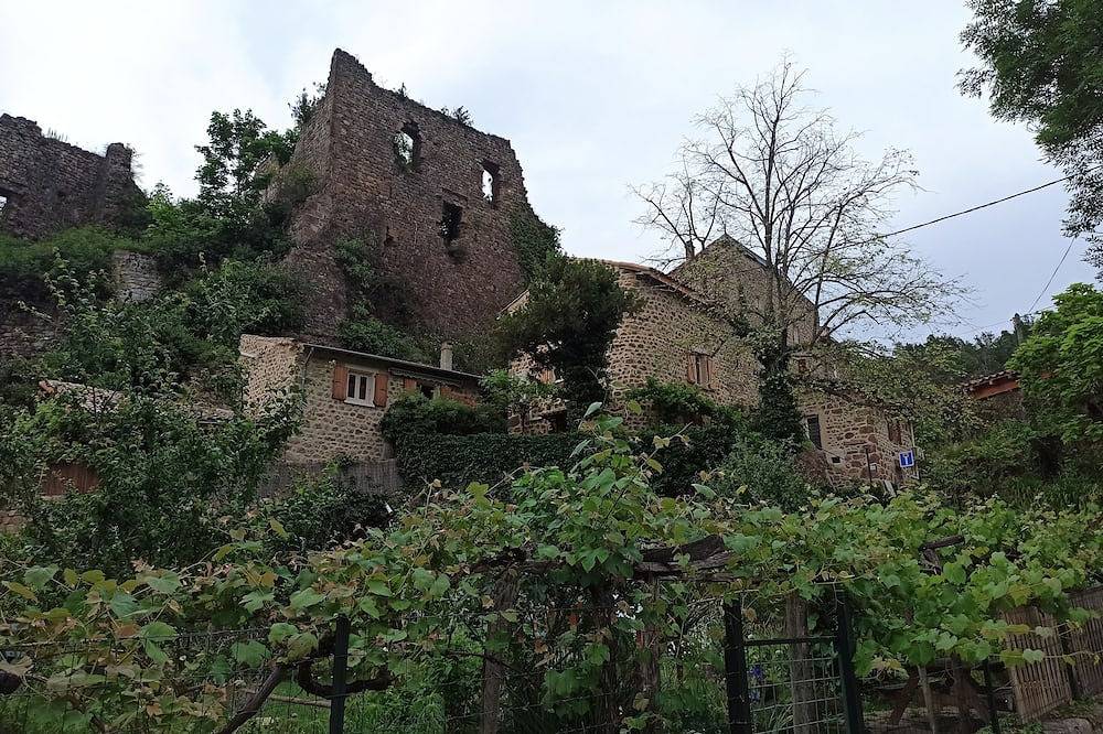 Gîte les Coquelicots de Retourtour in Lamastre, Parc naturel régional des Monts d'Ardèche