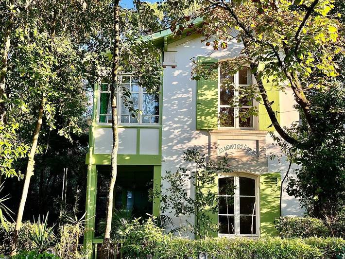 Gîte pour 2 personnes, avec Terrasse ainsi que Jardin et Vue dans Thalazur (Arcachón)