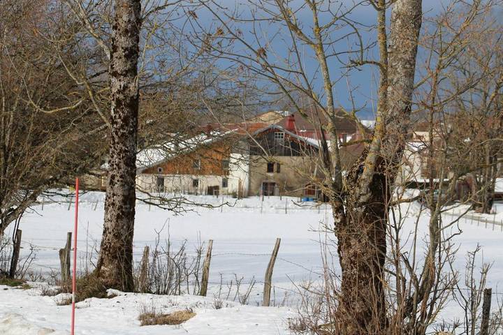 Location de vacances pour 11 personnes, avec Terrasse et Jardin à Mignovillard