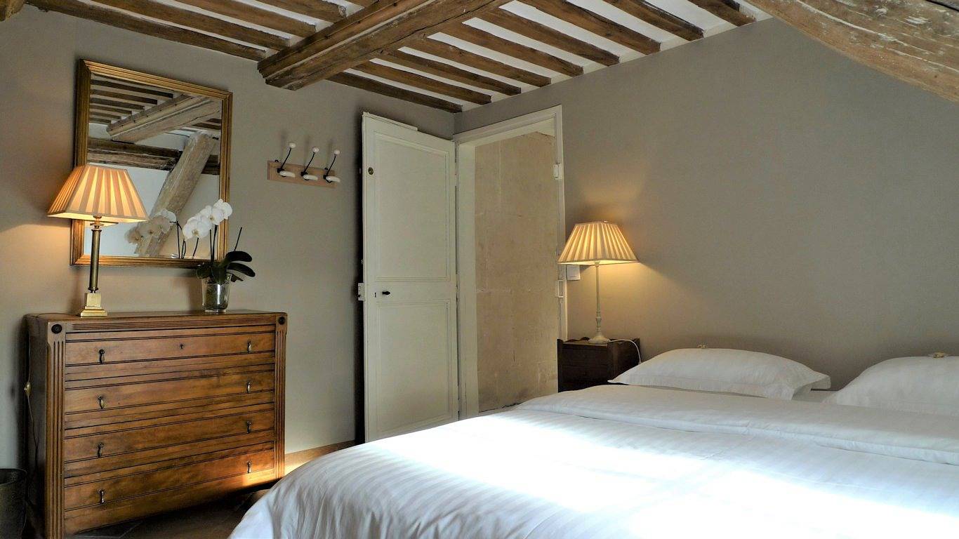 Les Chambres d'hôtes de l'Abbaye - Chambre Saint-Etienne in Caen, Région de Caen