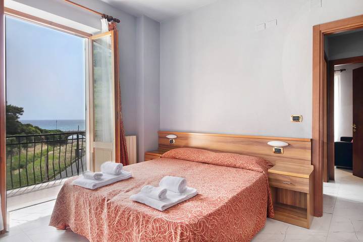 Ferienwohnung für 5 Personen, mit Whirlpool und Balkon - 1