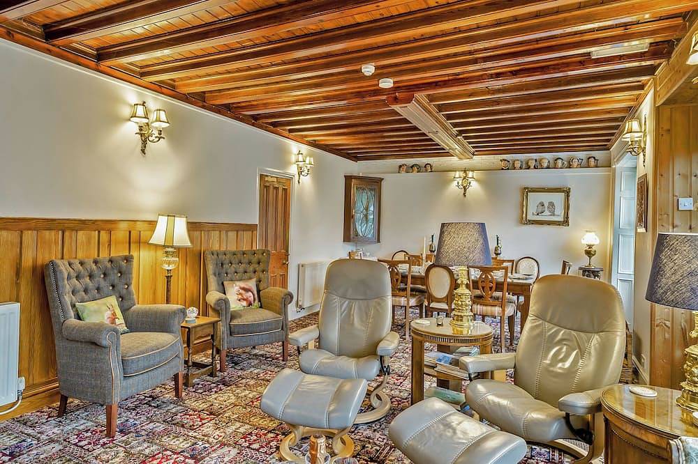 Glamping for 7 People in Hawes, North Yorkshire